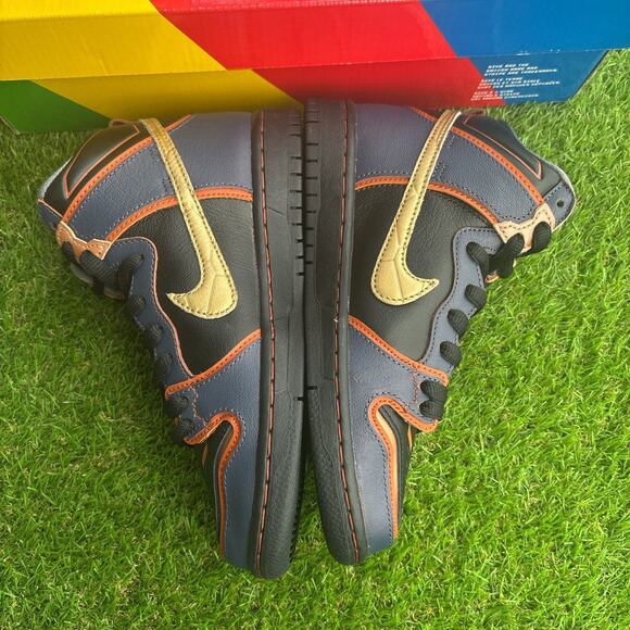 Brand New Nike SB Dunk High Pro QS - Picture 4 of 8